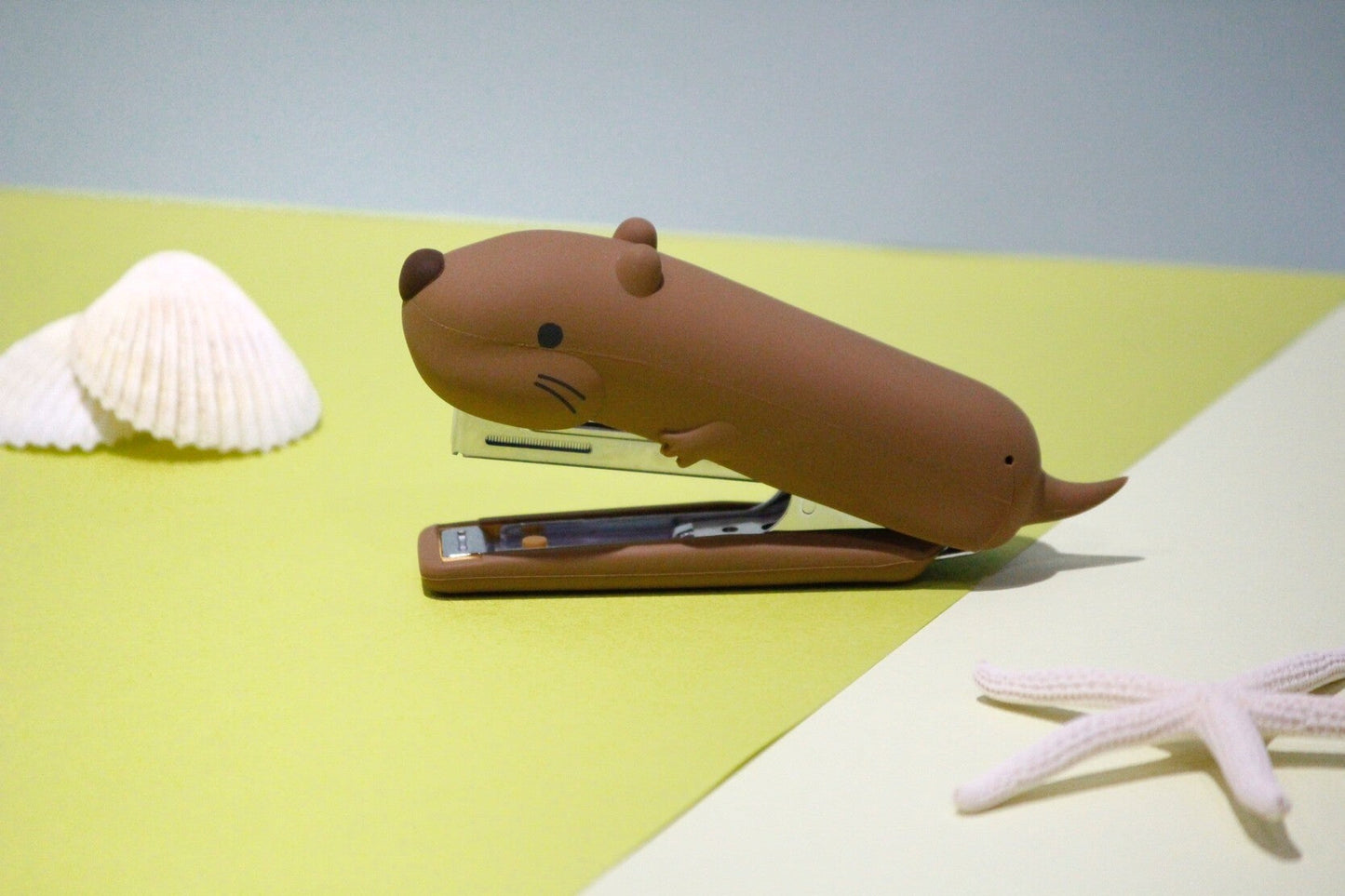 MAX Limited Edition Silicone Stapler (Beaver) S-BEAVER MAX 16.98 OEShop