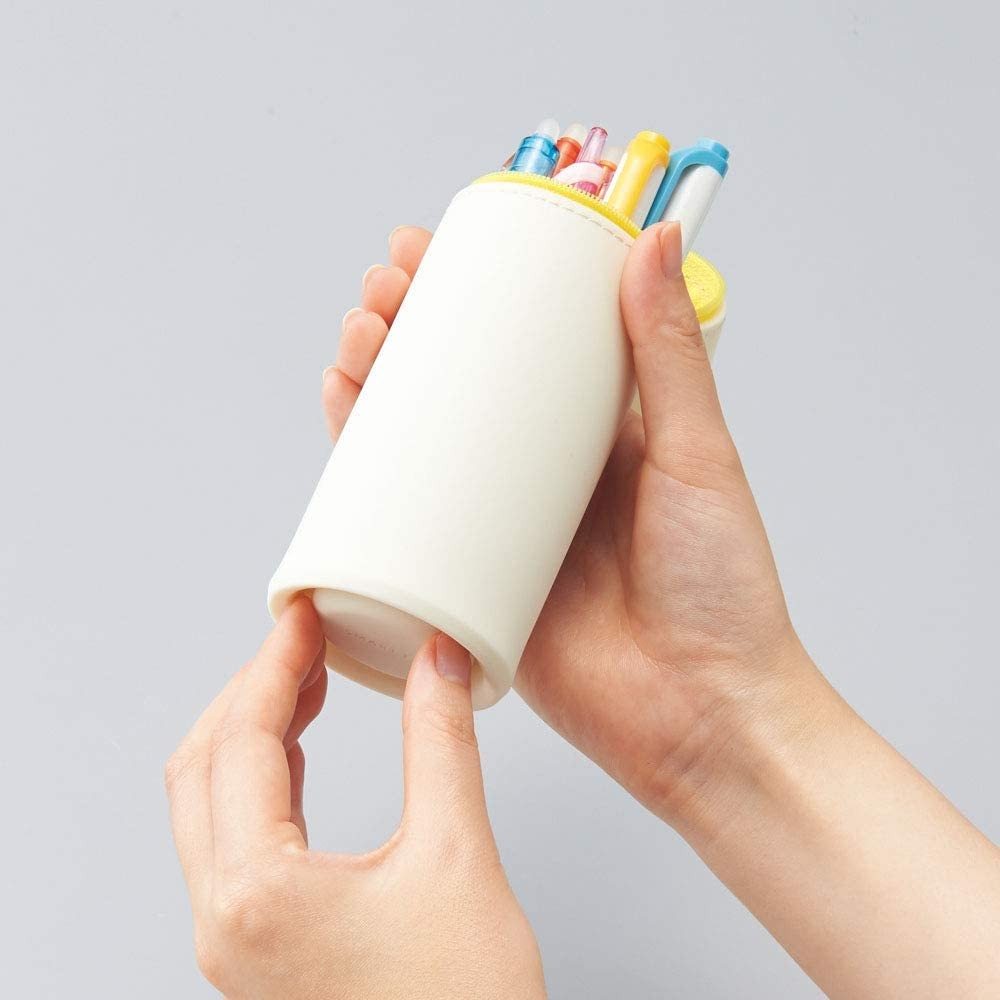 LIHIT LAB PuniLabo Stand Pen Case Medium size - Tortoiseshell cat A7712-7 LIHIT LAB. 13.98 OEShop