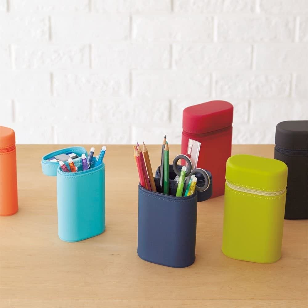 LIHIT LAB Smart Fit ACTACT Stand Pen Case Oval Type L Size LIHIT LAB. 13.98 OEShop