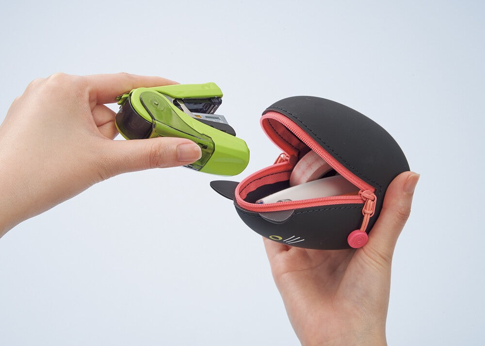 LIHIT LAB PuniLabo Zipper Pouch Egg Shaped - Shiba Dog A7782-2 LIHIT LAB. 12.98 OEShop