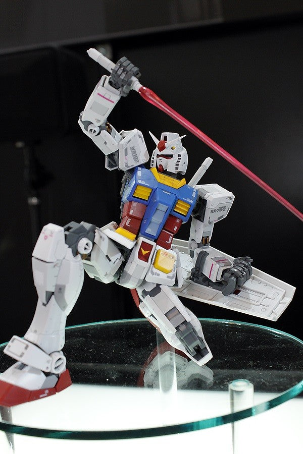 1/100 MG RX-78-2 Gundam VER. 3.0 Bandai 55.00 OEShop