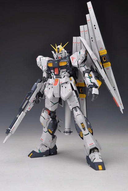 1/100 MG Nu Gundam Ver.Ka Bandai 69.99 OEShop
