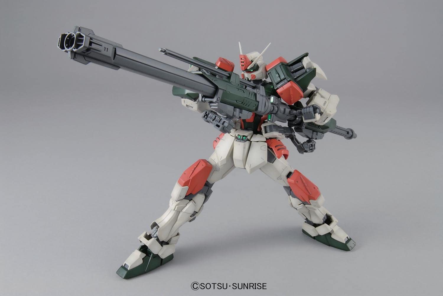 1/100 MG Buster Gundam Bandai 49.99 OEShop