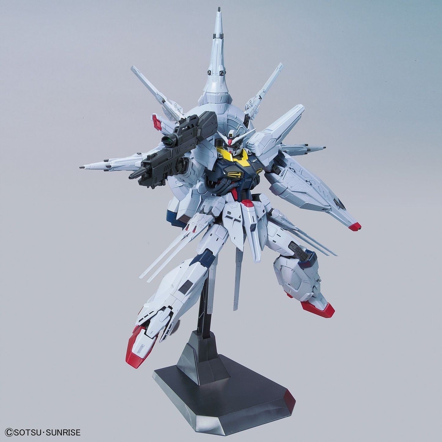 1/100 MG Providence Gundam Bandai 59.97 OEShop