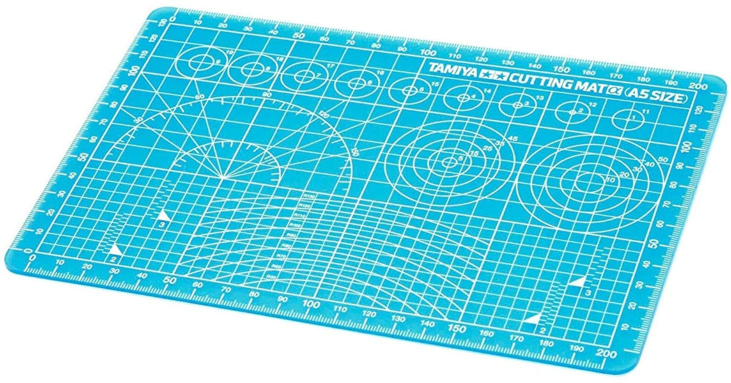 Tamiya 74142 Cutting Mat DIN A5 / Blue 150 x 220 mm Model Making Accessories Tamiya 8.50 OEShop