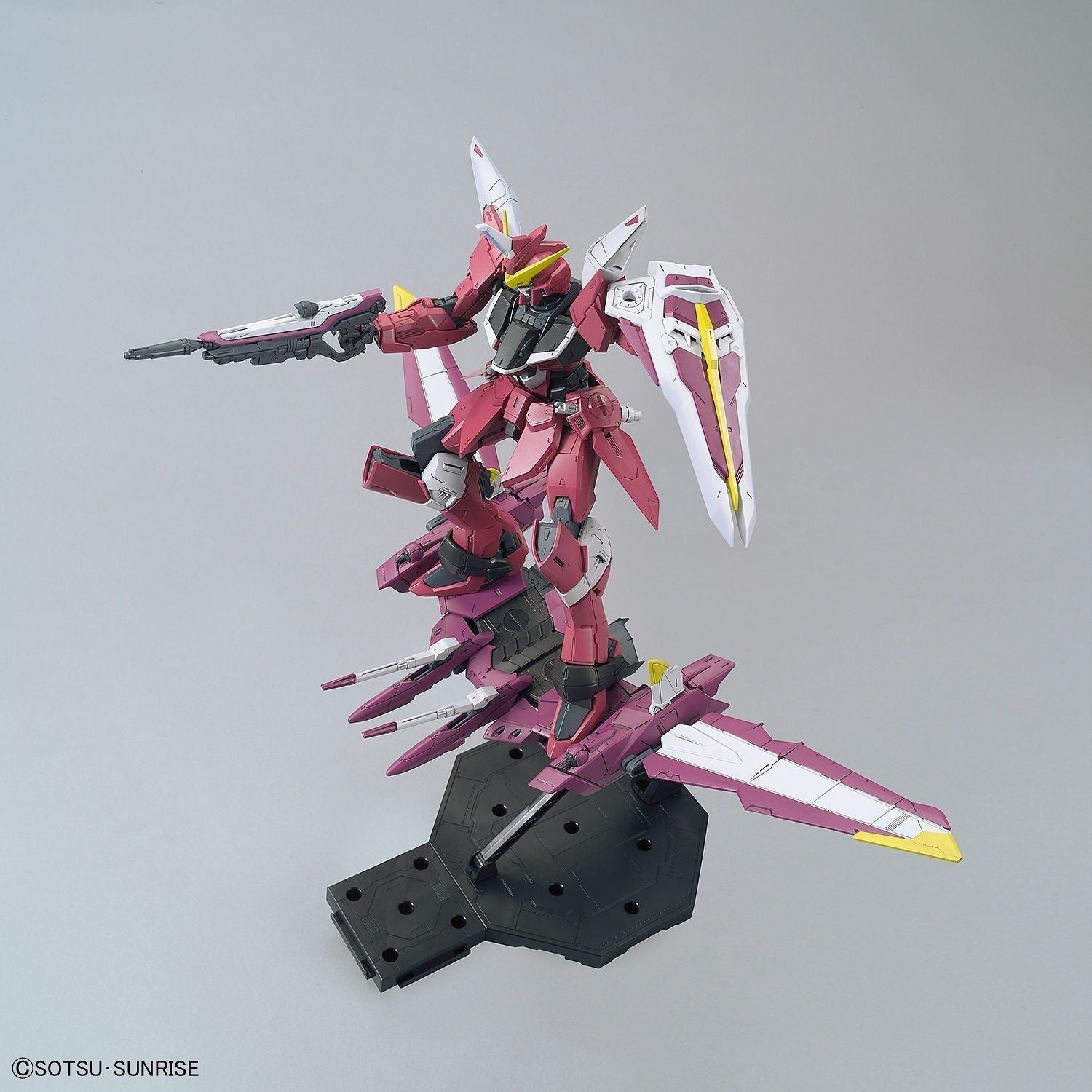 1/100 MG Justice Gundam Bandai 52.97 OEShop