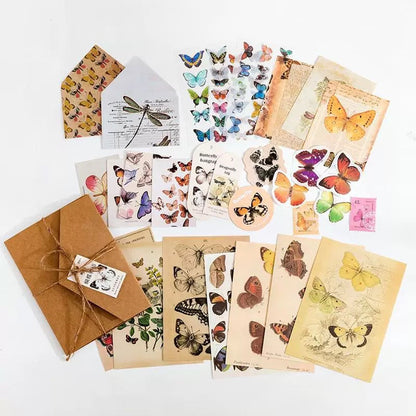 Candy Poetry Vintage Scrapbook (30 pieces)