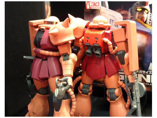 Damaged Box 1/48 MEGA SIZE MS-06S Char's Zaku II