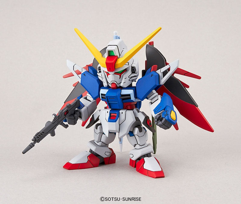 SD Gundam EX Standard 009 Destiny Gundam