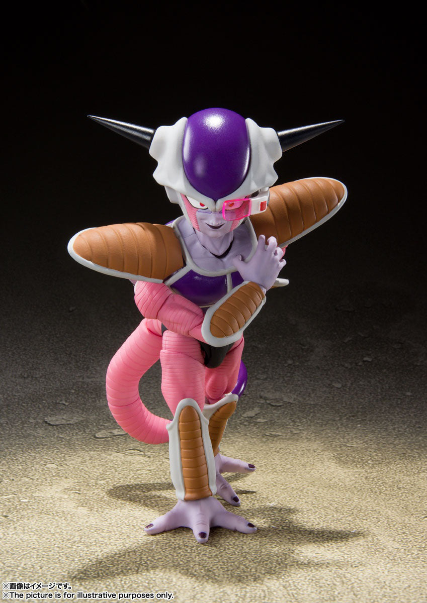 Bandai Tamashii Nations S.H. Figuarts Dragon Ball Frieza First Form & Frieza Pod