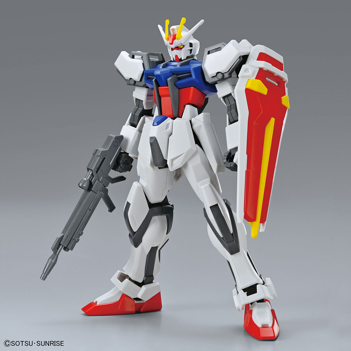 1/144 EG Entry Grade Strike Gundam