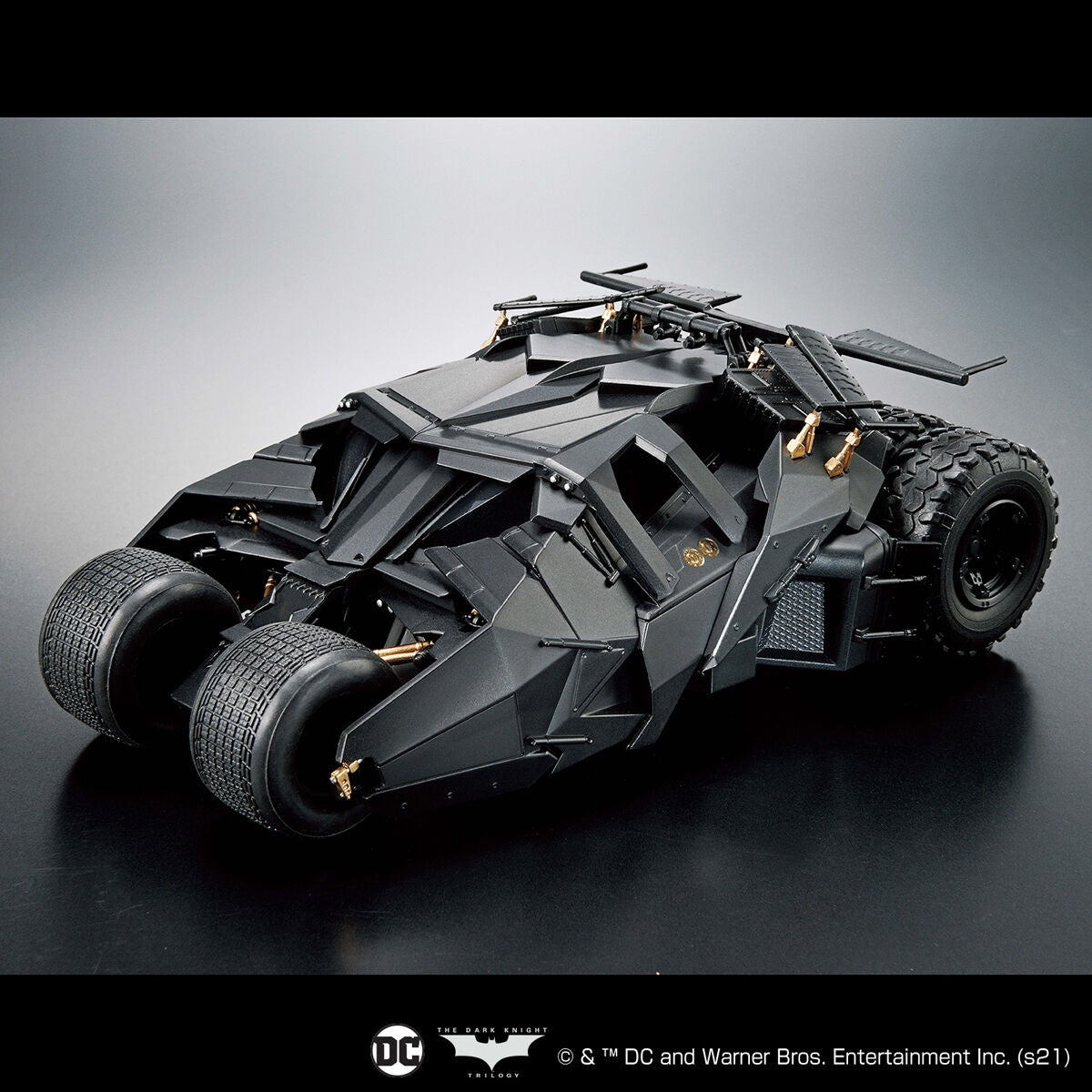 Bandai 1/35 Batmobile (Batman Begins Ver.)