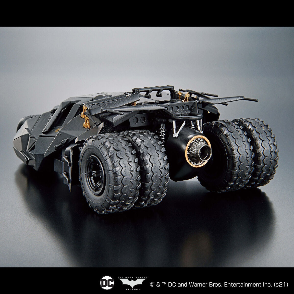 Bandai 1/35 Batmobile (Batman Begins Ver.)