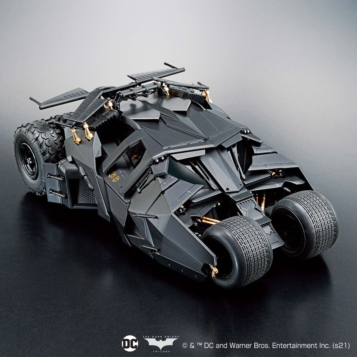 Bandai 1/35 Batmobile (Batman Begins Ver.)