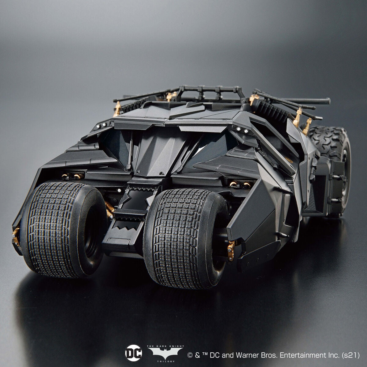 Bandai 1/35 Batmobile (Batman Begins Ver.)
