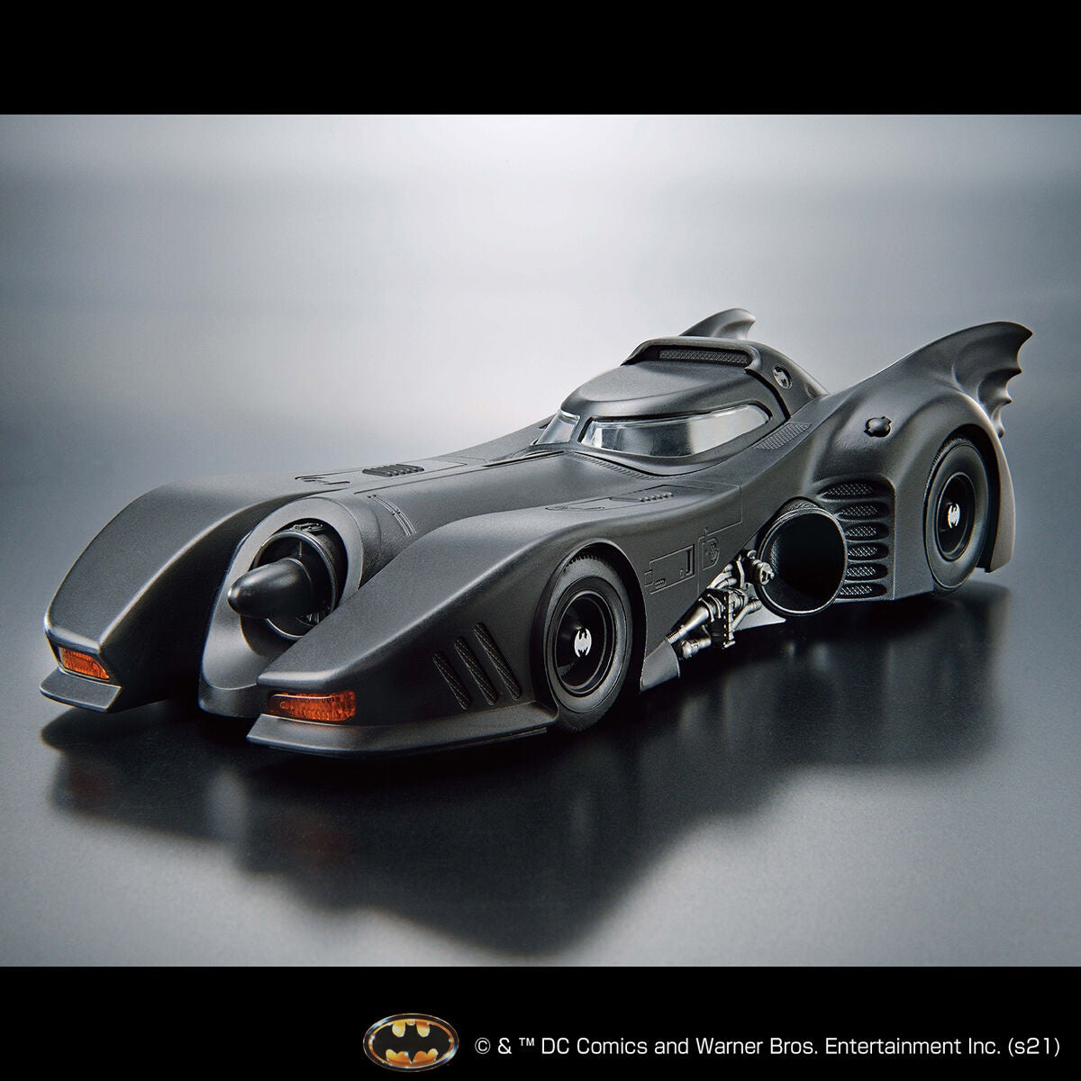 Bandai 1/35 Batman 1989 Batmobile (Batman Ver.)