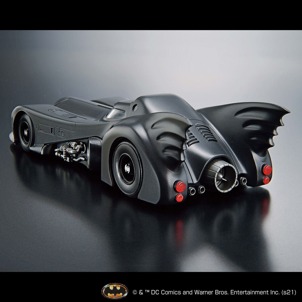 Bandai 1/35 Batman 1989 Batmobile (Batman Ver.)