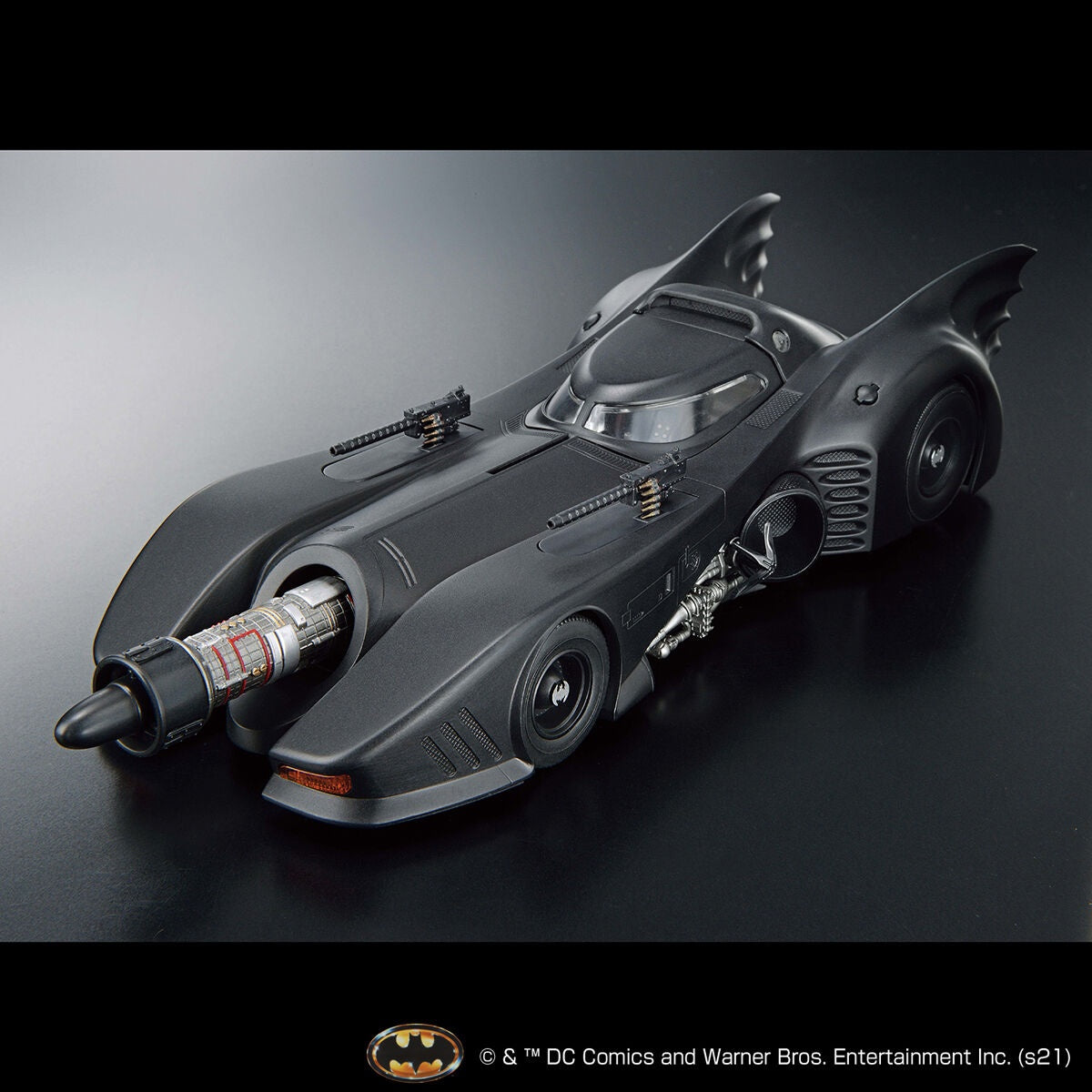 Bandai 1/35 Batman 1989 Batmobile (Batman Ver.)