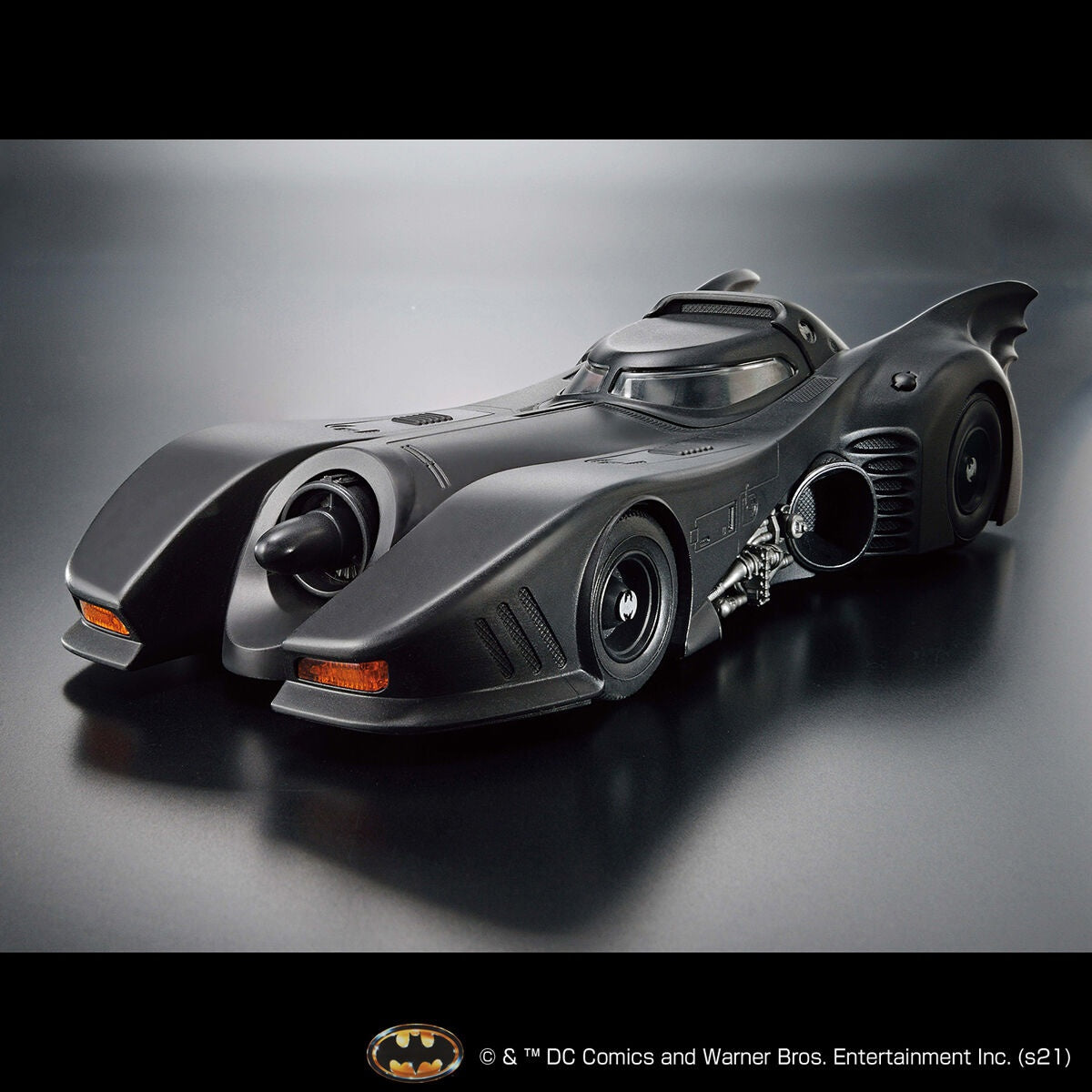 Bandai 1/35 Batman 1989 Batmobile (Batman Ver.)