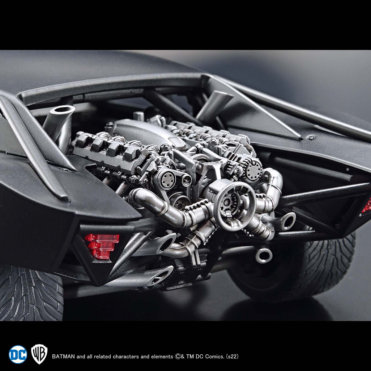 Bandai 1/35 New Batmobile (The Batman Ver.)