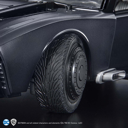 Bandai 1/35 New Batmobile (The Batman Ver.)