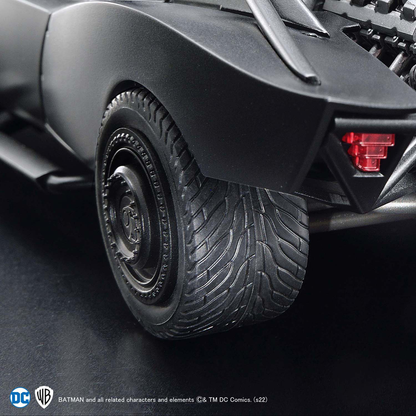 Bandai 1/35 New Batmobile (The Batman Ver.)