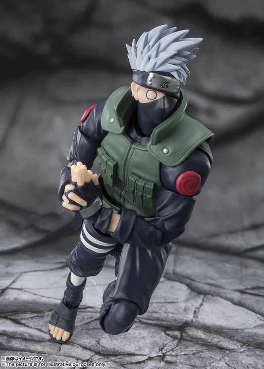 Bandai Tamashii Nations S.H. Figuarts Kakashi Hatake -The roaring hero of Sharingan Action Figure