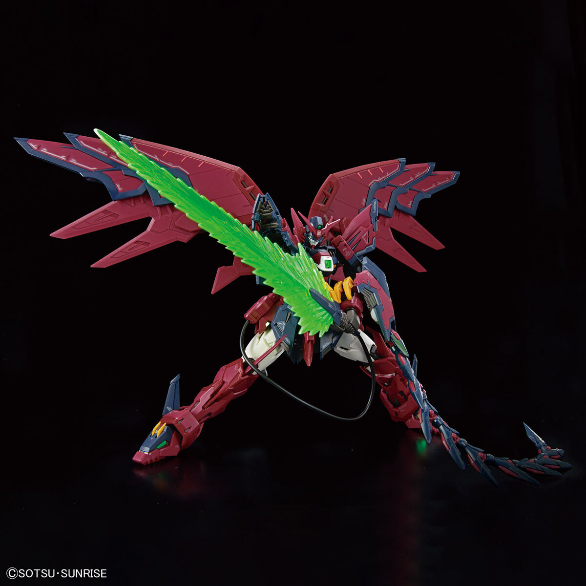 1/144 RG 38 Gundam Epyon (Mobile Suit Gundam Wing)
