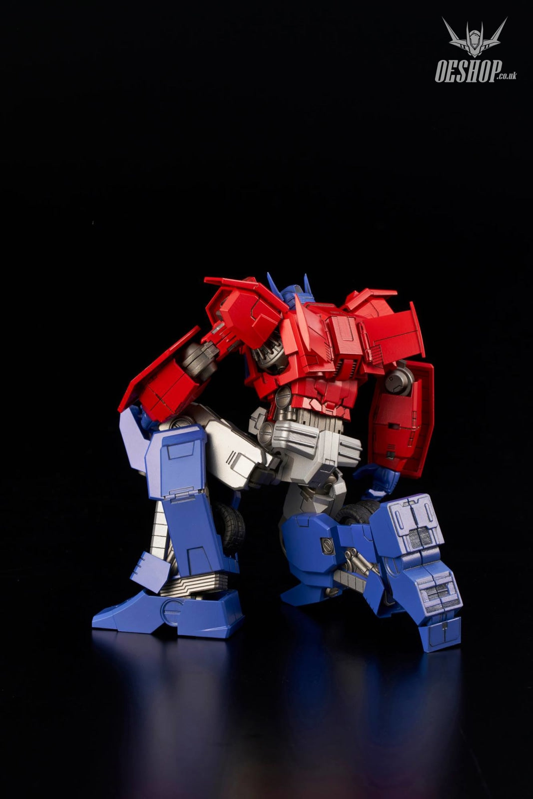 Flame Toys Furai Model Optimus Prime Idw Ver. Transformers Kit